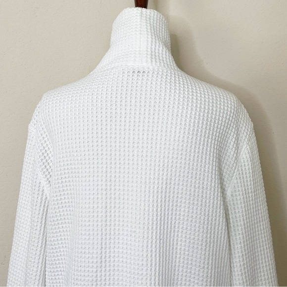 Faherty Echo Thermal Mock Neck Pullover Sweater White - Picture 10 of 15